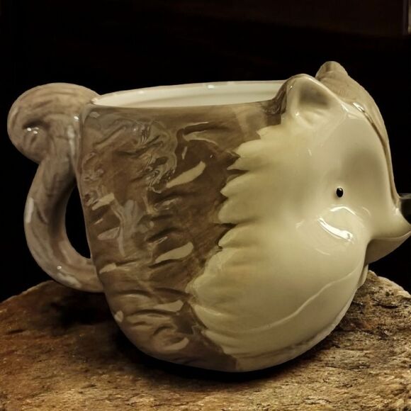 MUG/PLANTER HEDGEHOG/BADGER MUG/PLANTER by PIER 1w Brown & White DARLING NEW! - Picture 3 of 10